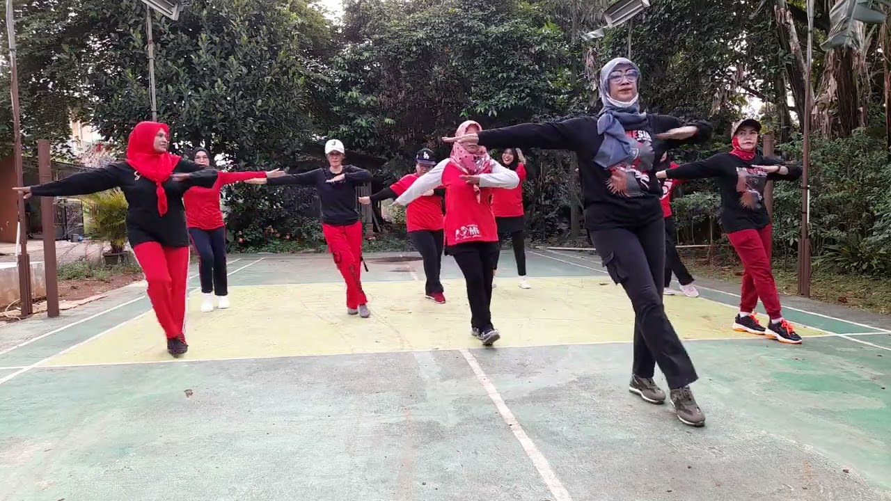 senam pemanasan - senam jantung sehat seri 5  #senamibuibu parahita with coach Dedeh