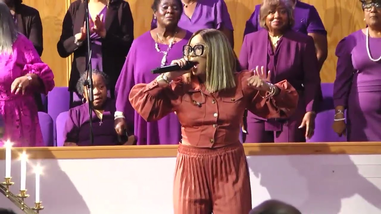 Yoli and Simon Temple Praise Team flipped the church upside down