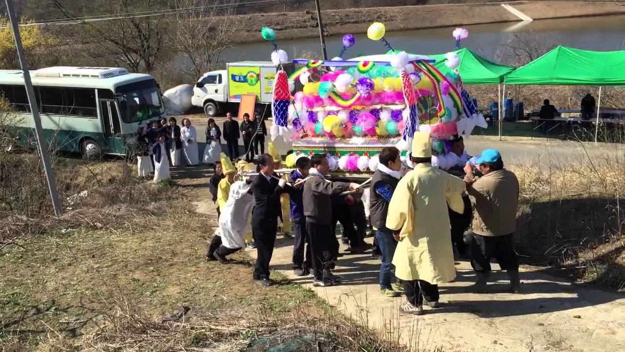 허기화여사 꽃상여 타고 마지막 가는길