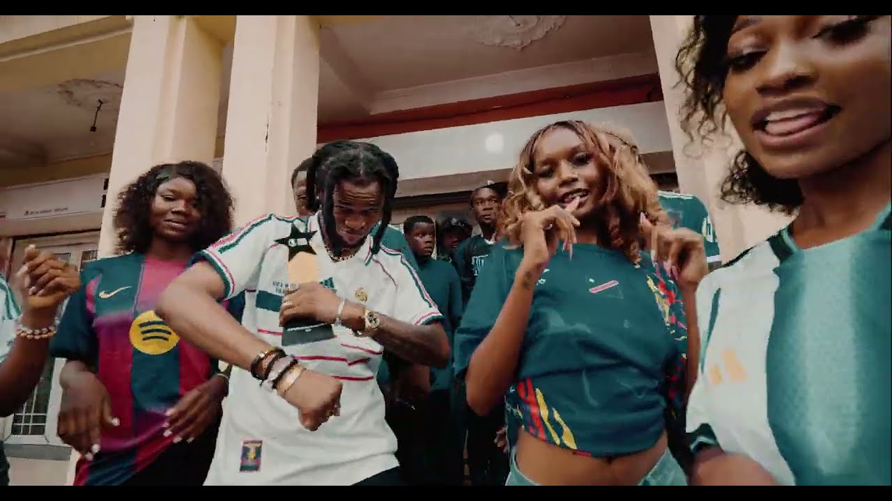 AMIGO STAR LE KING - FREESTYLE - ÉTOILE DU PAYS [ Official Music Vidéo ]