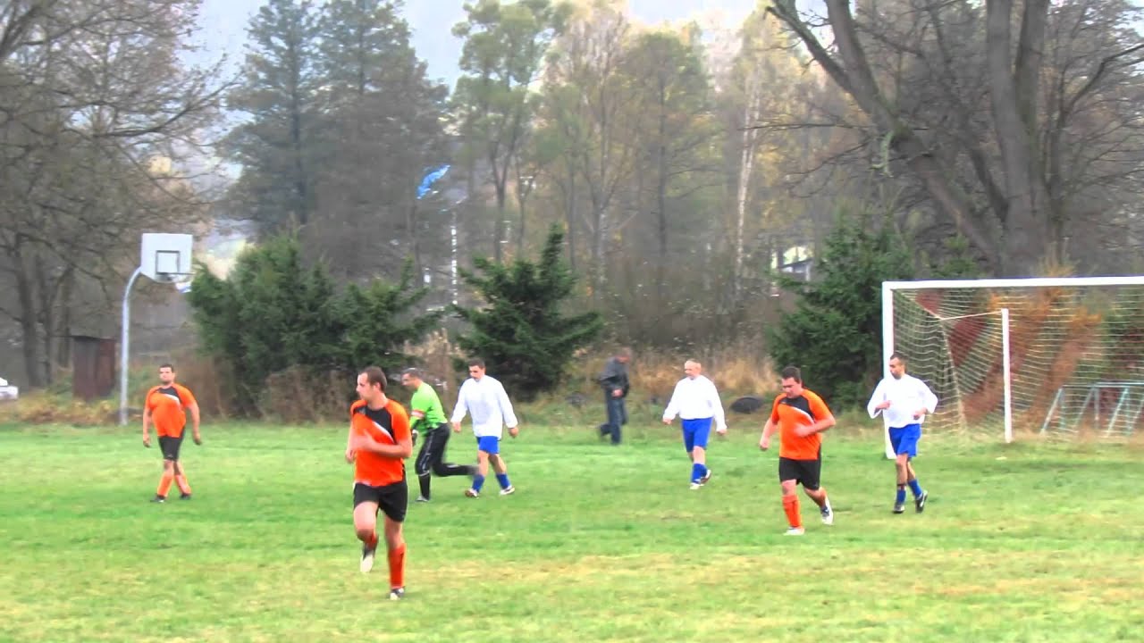 Uran Okrzeszyn - Sp&oacute;jnia Sady (13.10.2013)