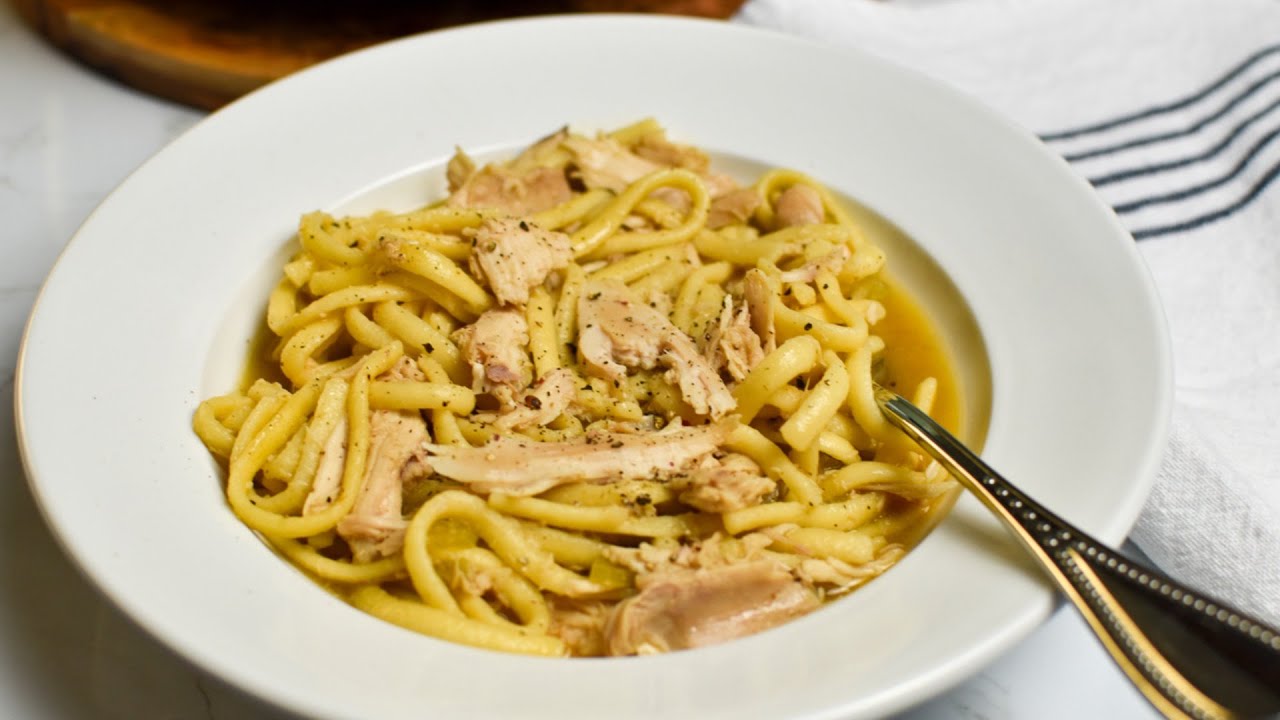 Amish-Style Chicken And Noodles Recipe