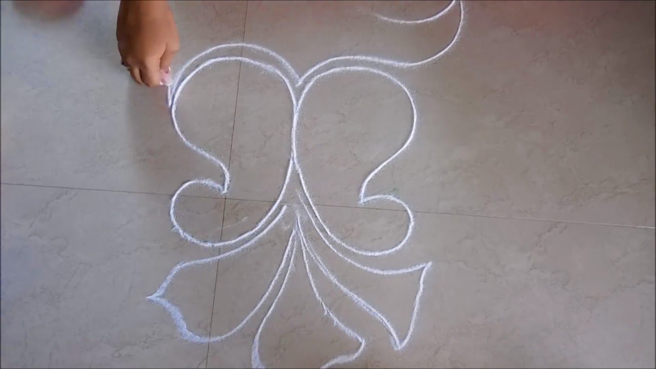 Small and Beautiful free hand rangoli | Very easy freehand rangoli for daily | small freehand kolam.