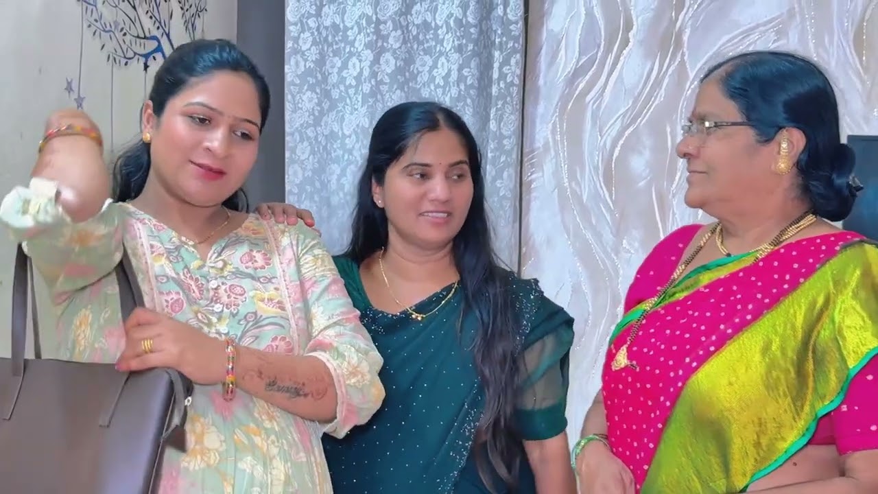 सासूला पहिला मुलगा पायझे त्यासाठी केला रेशमाला सासुरवास 😢 |