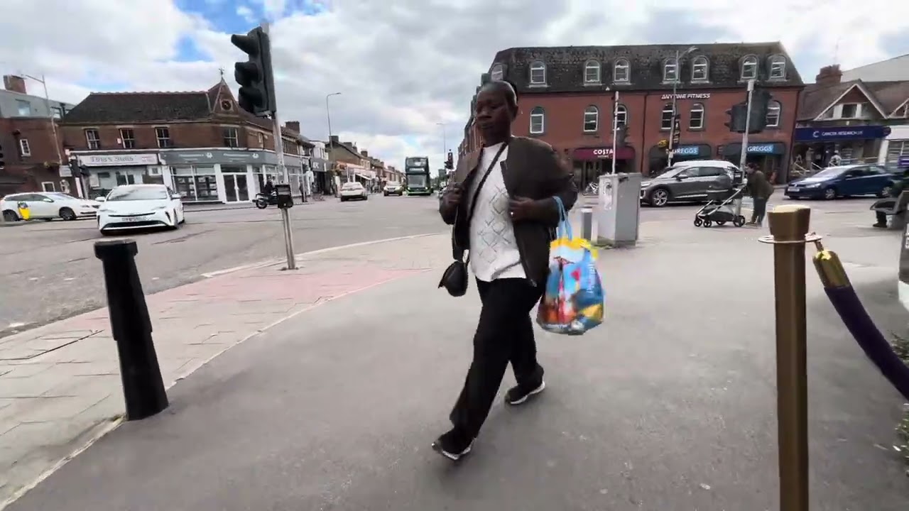 A walk-through Central Headington in Oxford, Oxfordshire, England. September A.D.2025.