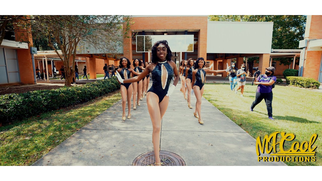 March In | Scotlandville High Band & High Steppers 2020 | First Game 🔥