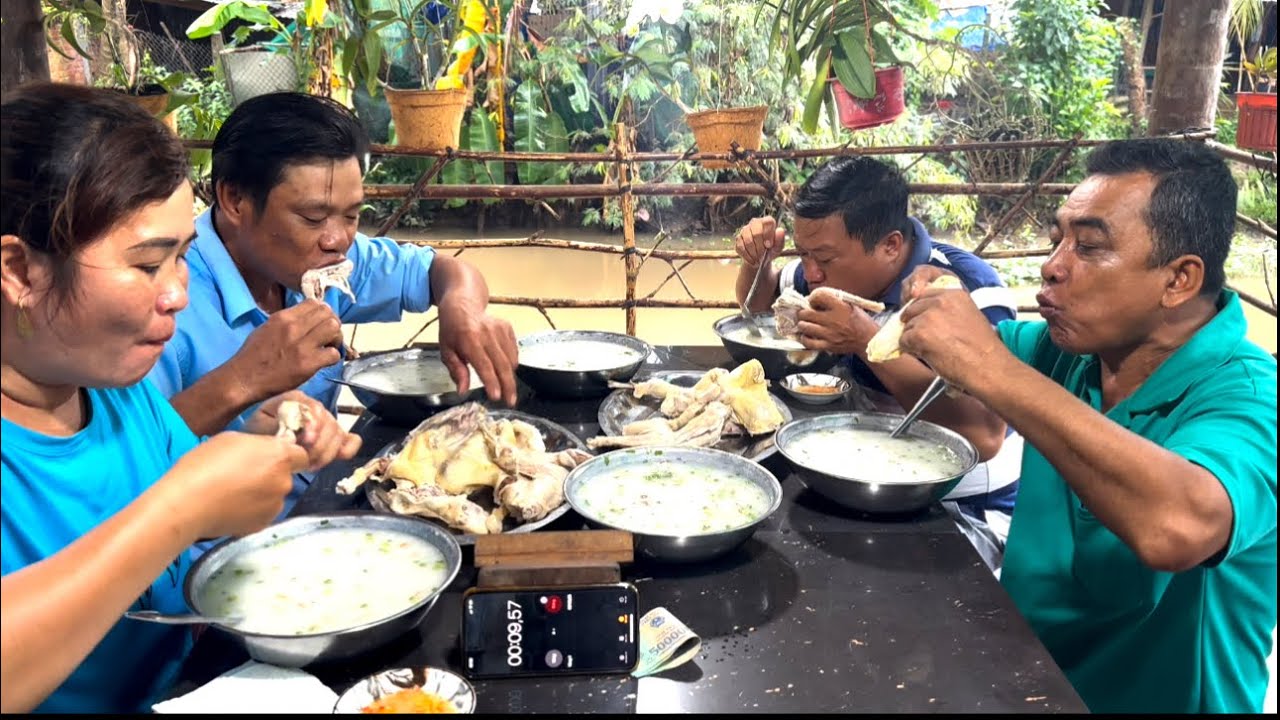 Chia Cặp Thi Ăn 6 Con Gà Và 9 Ký Cháo 7 Phút Khủng.Quá | ATN