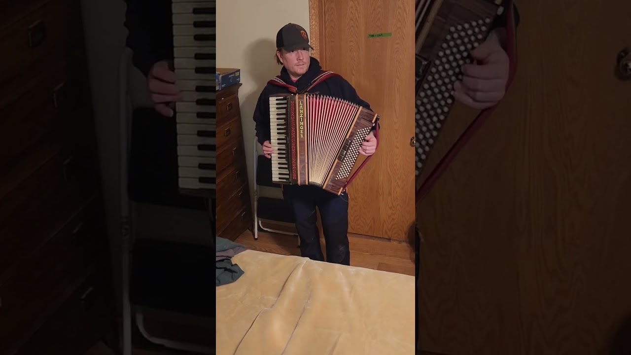 Fismen Lanzinger Accordion | Test for Auction