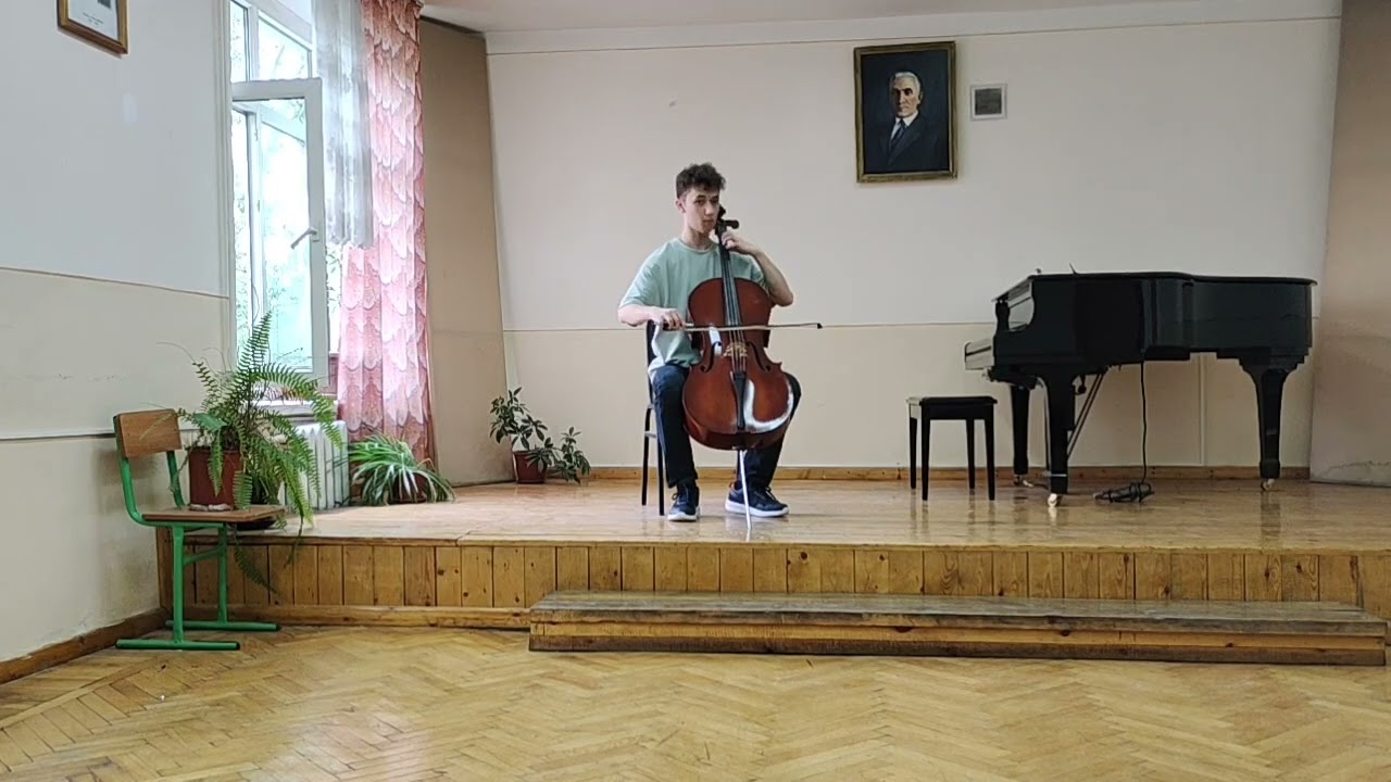 Стопницкий Сергей 17 лет. Виолончель. Первый этюд каприз Пиатти.