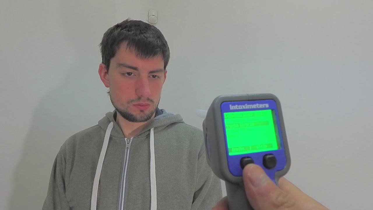 Uso de espirómetro Intoximeters AS VXL