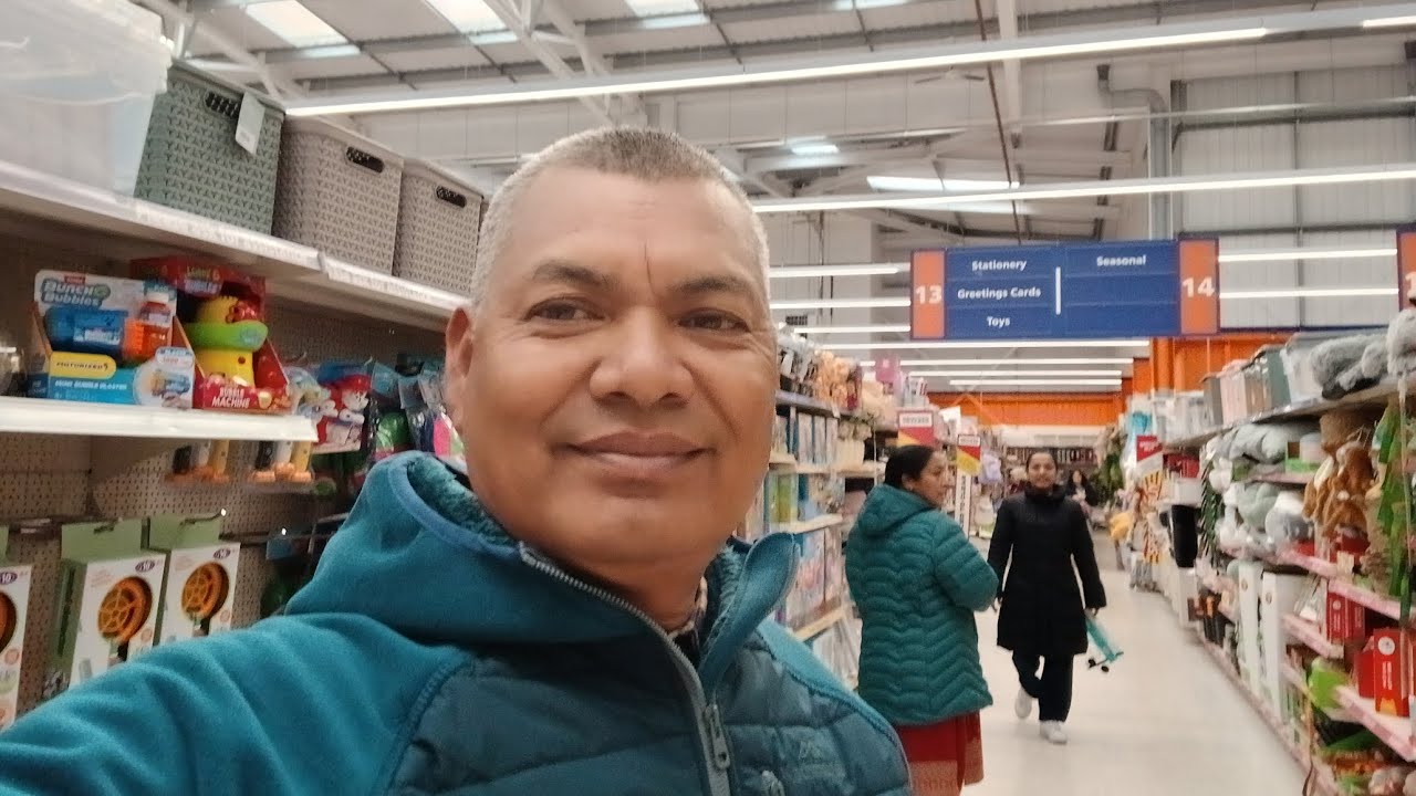 Family saga UK ko supermarket ma ghumgham #ramailo #haminepali #Kathmandu #nepaliinuk 