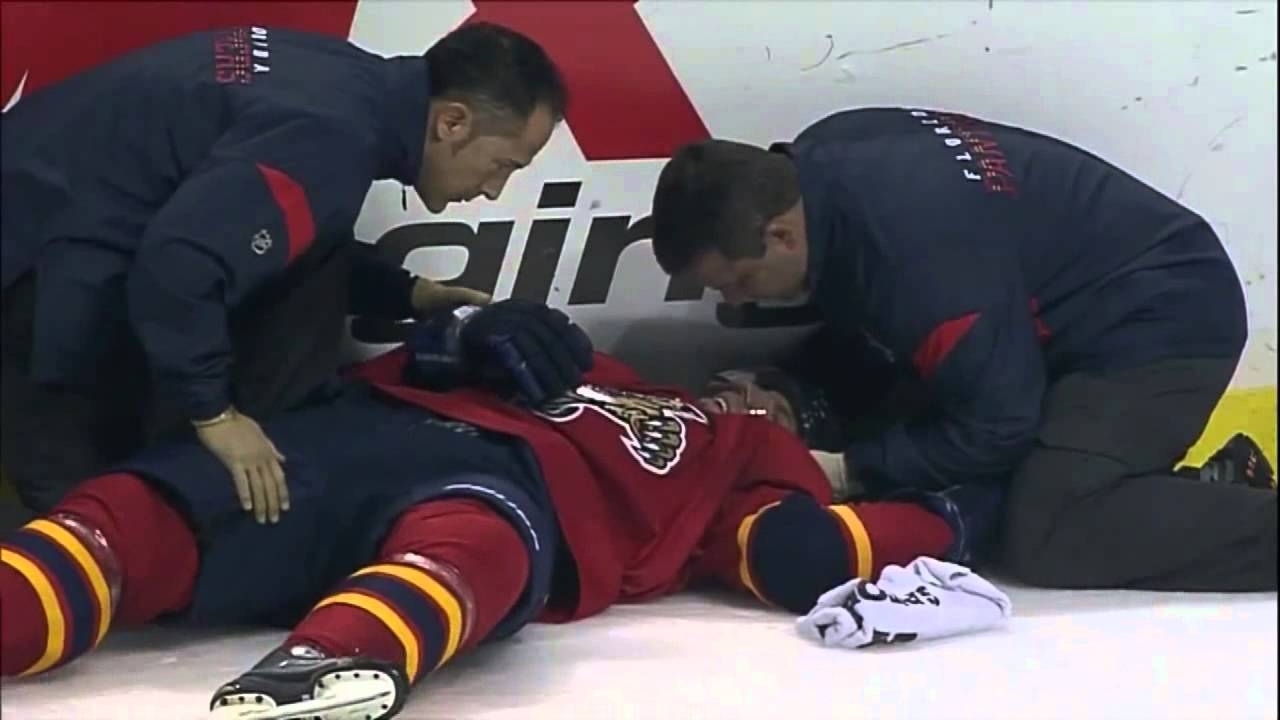 Shane Doan crushes Mikael Samuelsson HD