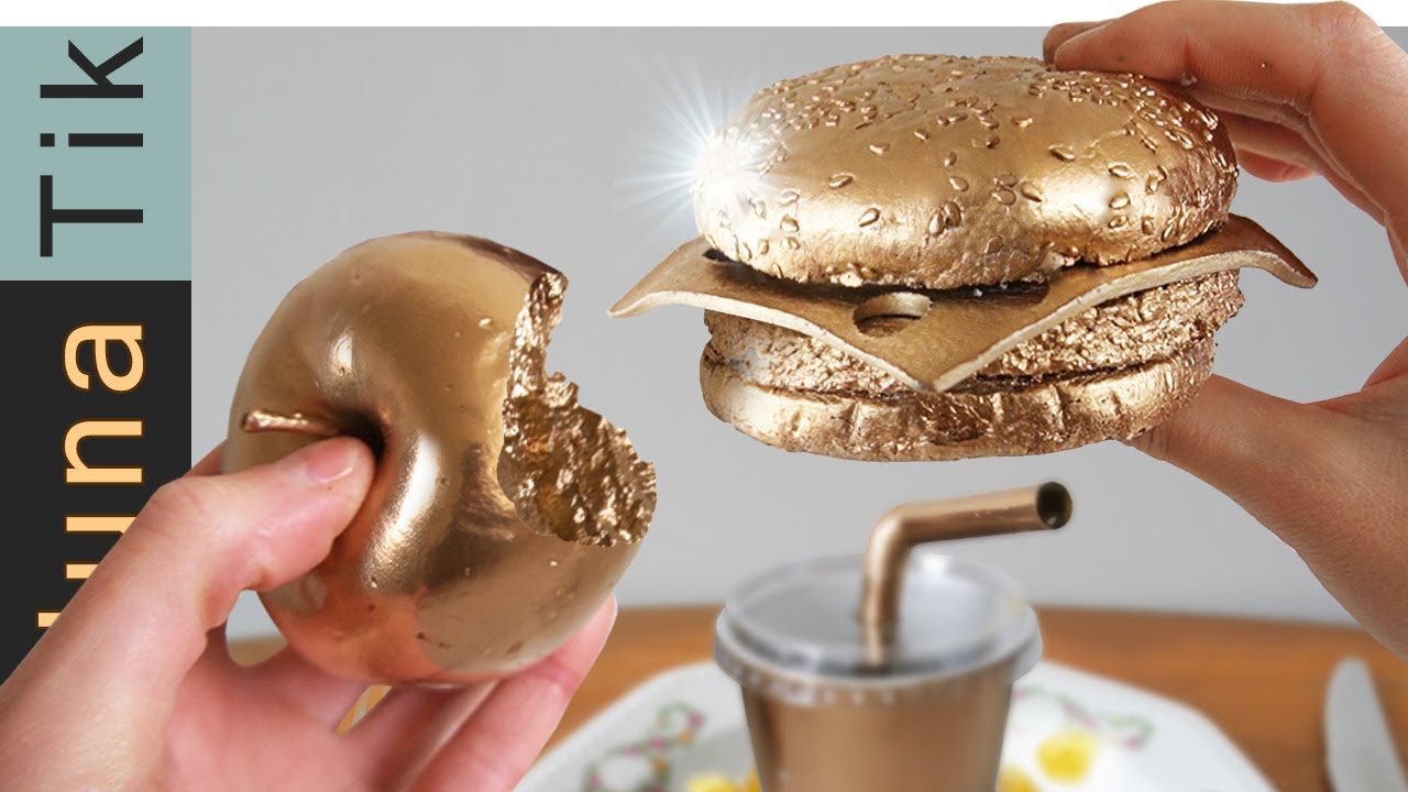 EATING A GOLD FOOD MUKBANG WORTH $ 28.000 (24k Gold with SWAROVSKI diamonds)