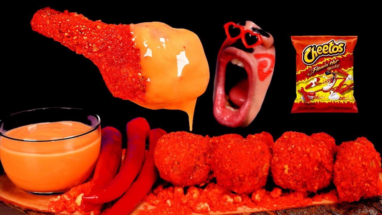 [4K MUKBANG] Горячая курица Cheetos Flamin с острым перцем и сырным соусом