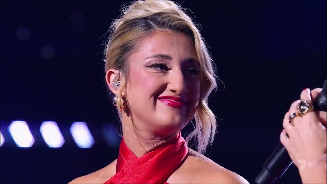 Alyssa Delpopolo & Kate Miller-Heidke - Lose You to Love Me (Selena Gomez) - The Voice Australia