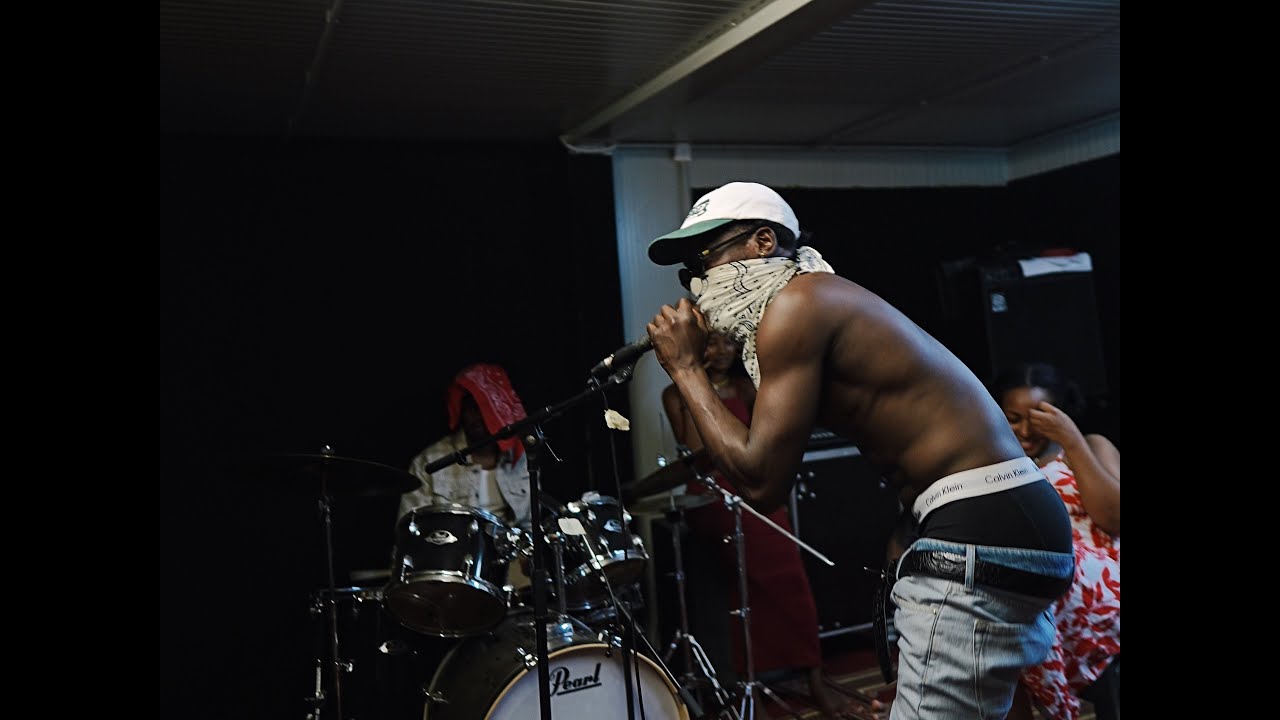 LoNa - McKenzie feat. Subo (Clip officiel)