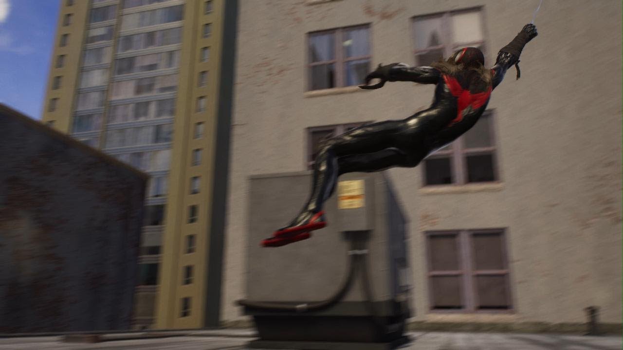 Marvel's Spider-Man 2 swinging