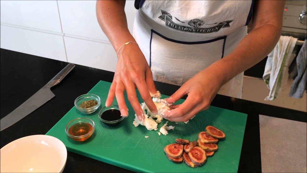 Bladerdeegtaartjes met geitenkaas & vijgen