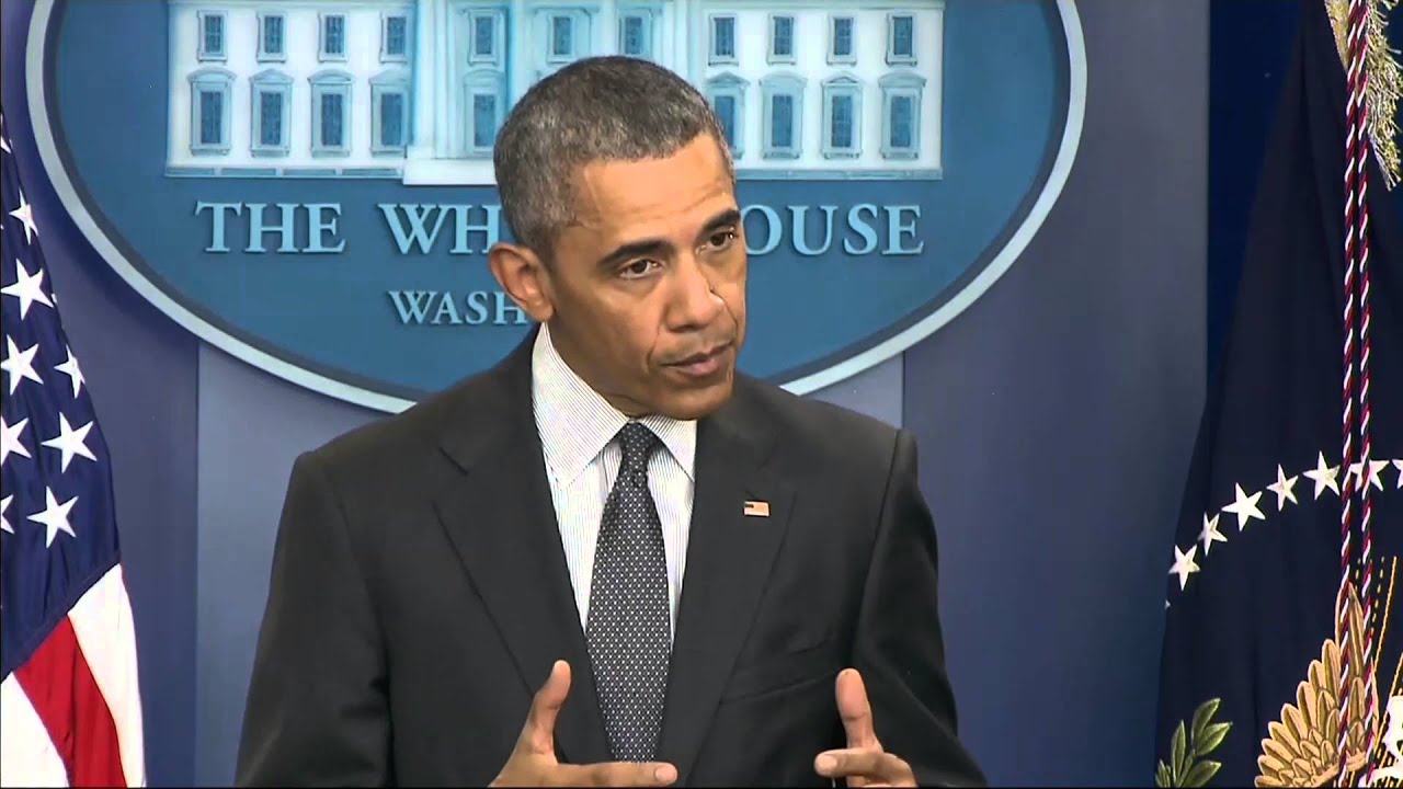 President Obama stops by White House press briefing