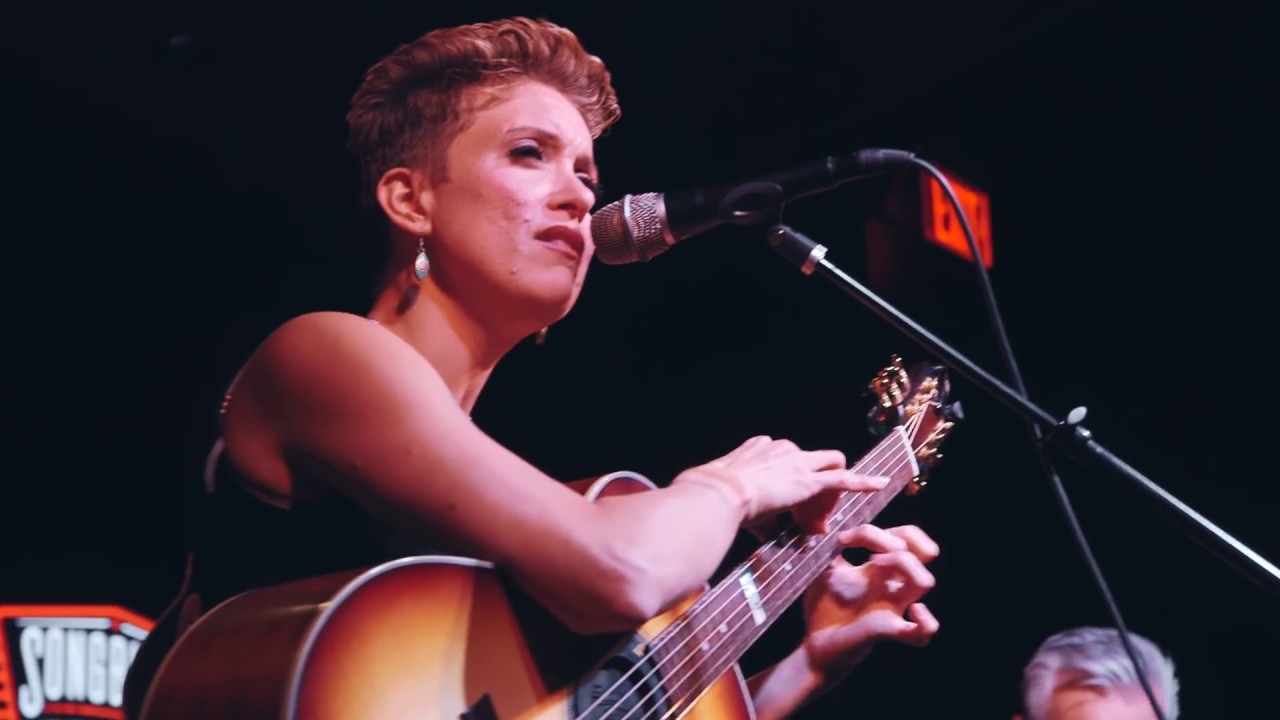 Tommy Emmanuel and Christie Lenée Play 