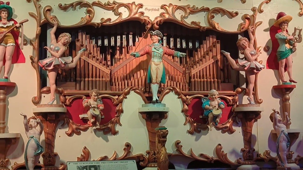 112 Keyless Carl Frei Concert Organ -