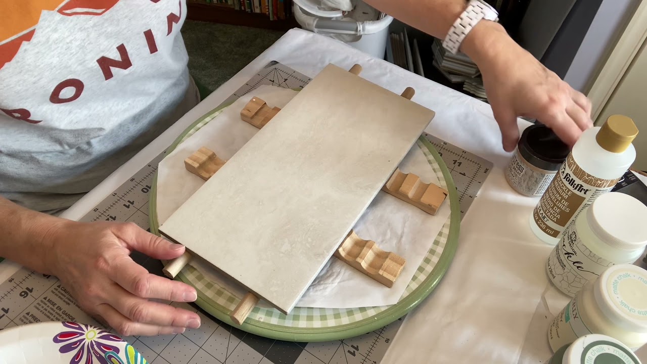 Decoupage, creating a crackle medium base for napkin application on a piece of tile (1)
