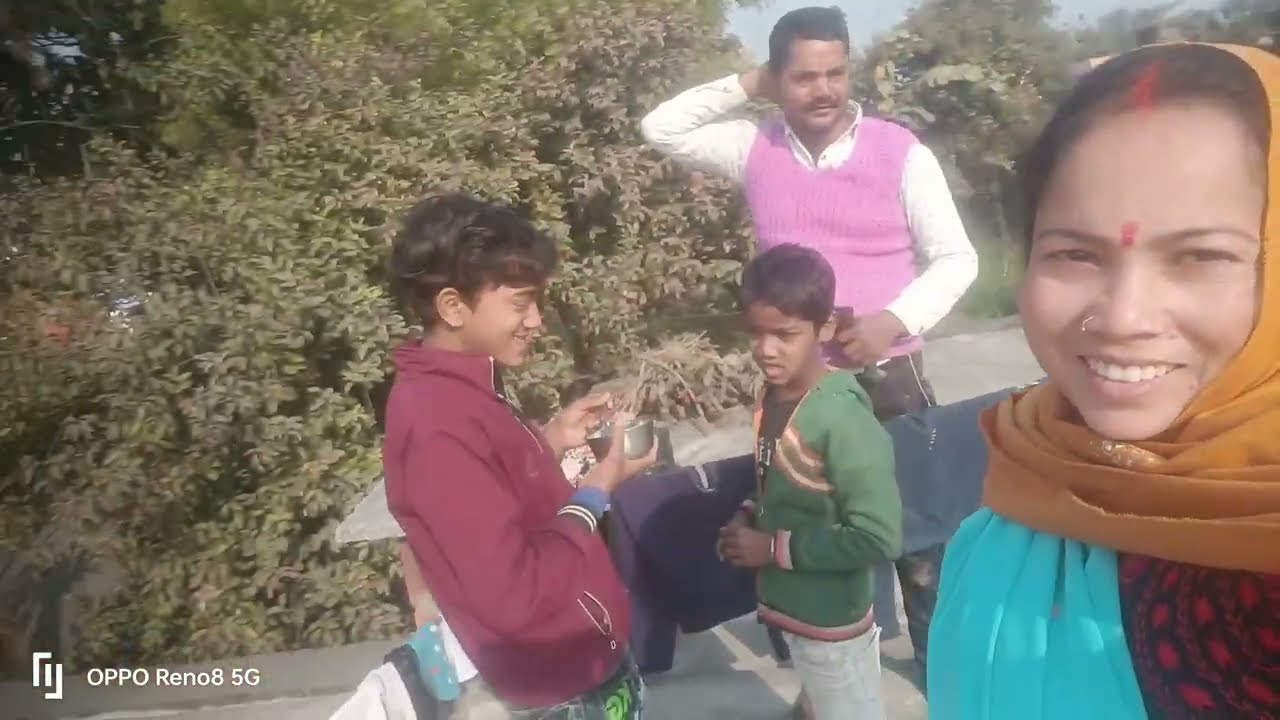 आज हमारे घर बनाए स्पेशल मैगी जिसको खाकर हम #myfirstvlogonyoutube #ekmotahathighumechala 😱
