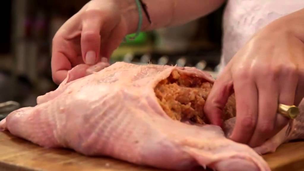 Gevulde kalkoen | De Keuken van Sofie | VTM Koken