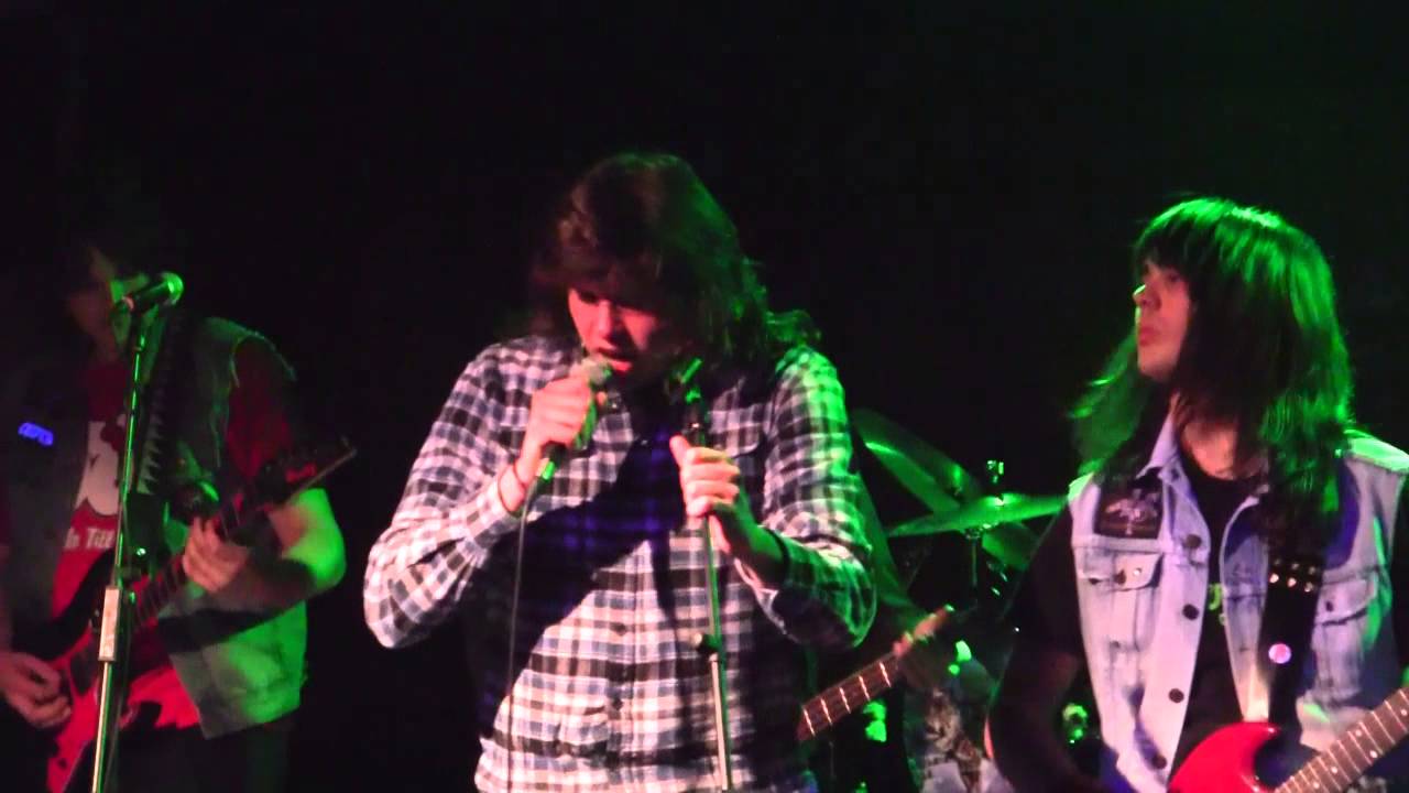 Motorfire - Claws'n'Fangs Live at KC Mostovna 2013 HD