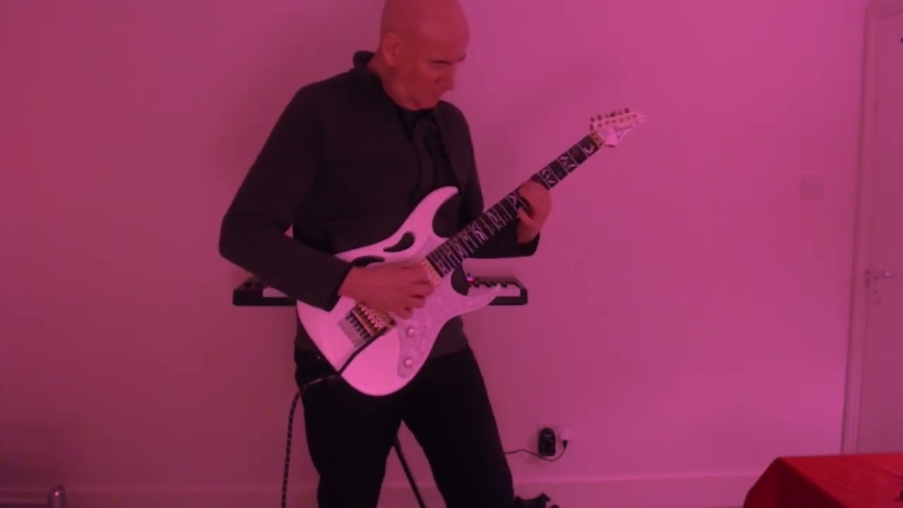 Joe Satriani - Clouds race across the Sky (Guitar Cover)