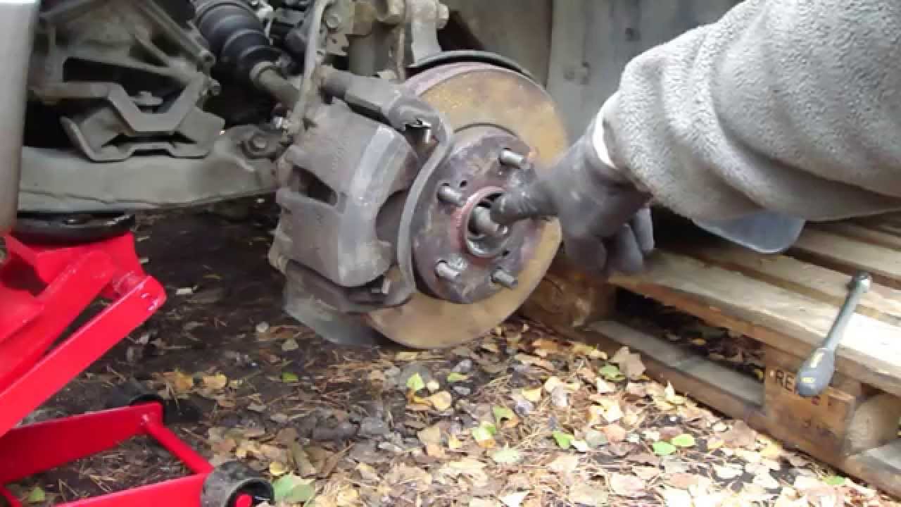 How to replace driver left side drive shaft Toyota Camry. Years 1991 to 2002.