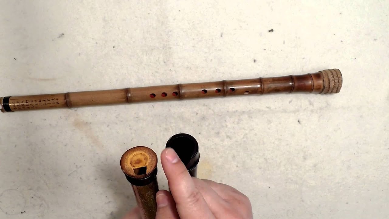 Choosing the First Xiao (Chinese Vertical Flute)