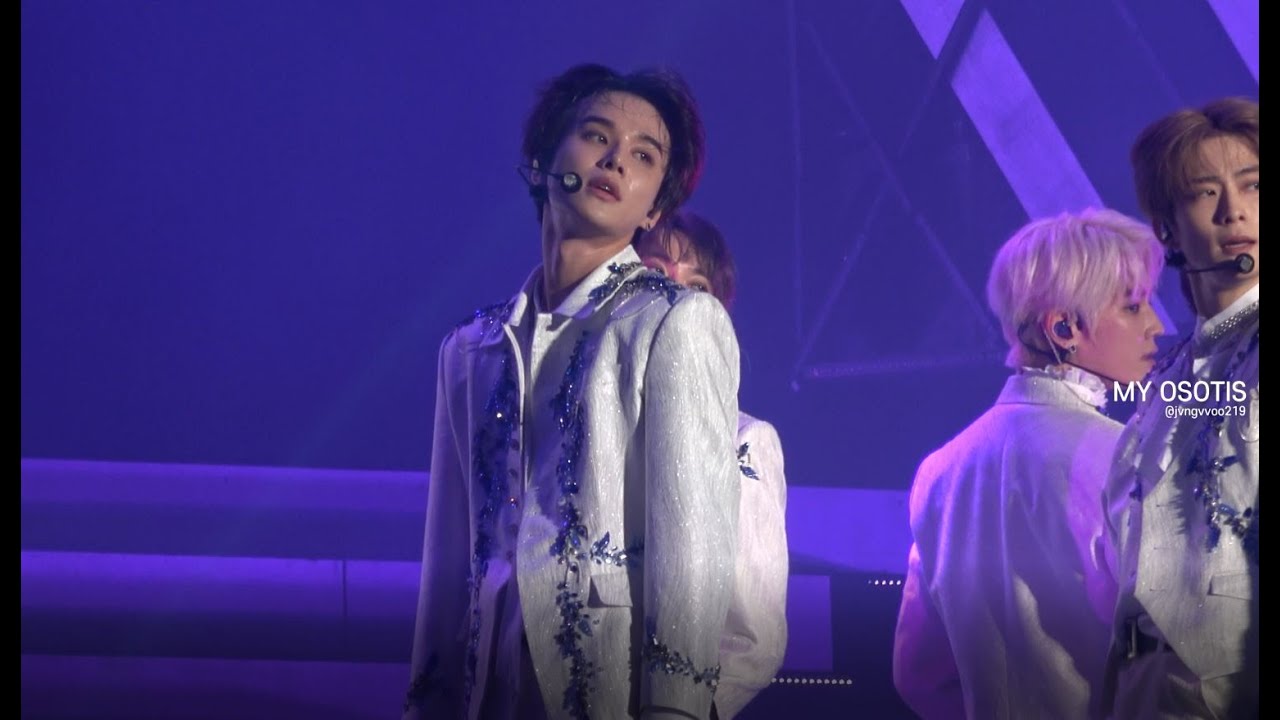 [4K] 220820 SMTOWN LIVE 2022 : NCT 127 - Favorite (Vampire) JUNGWOO FOCUS
