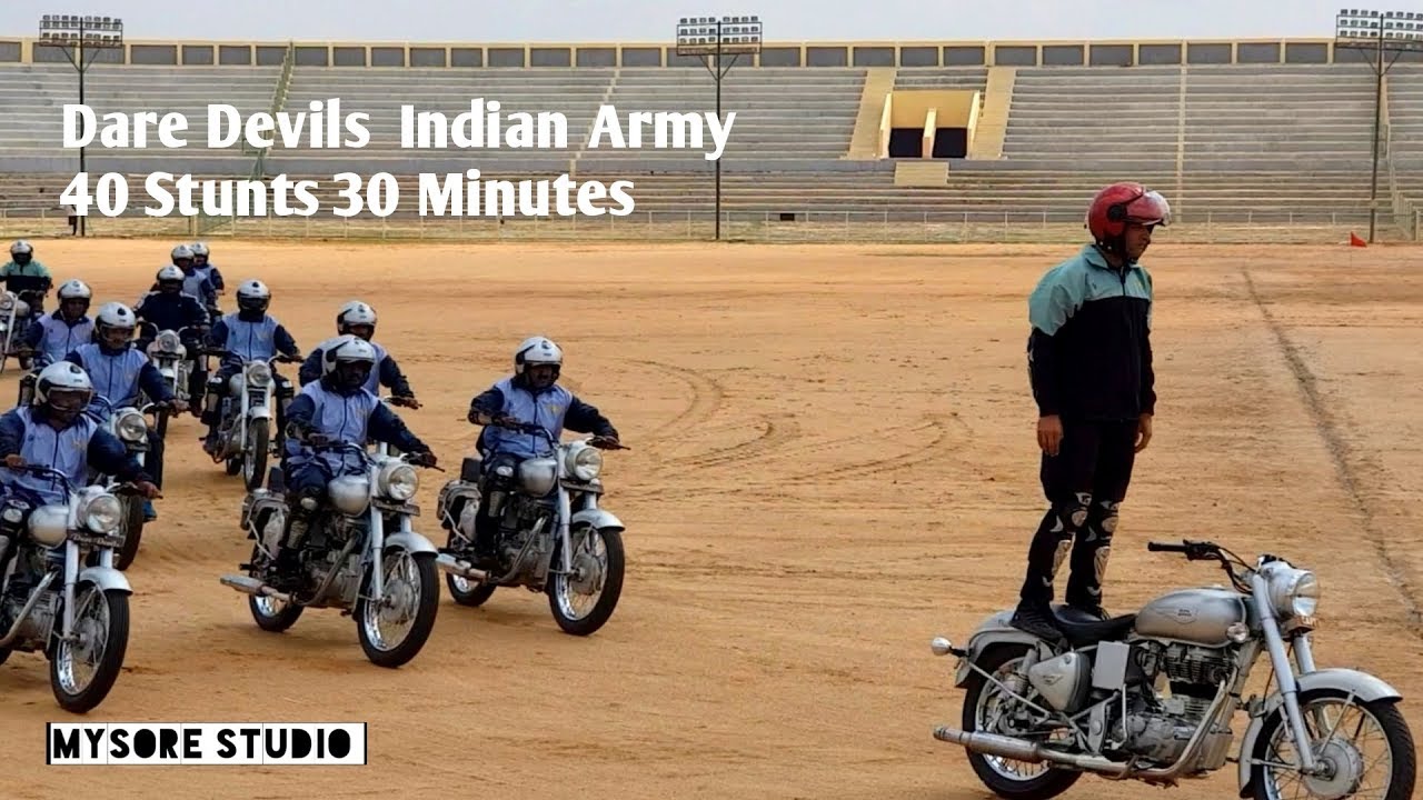 Mysore Dasara 2019  Indian Army Dare Devils Motorcycle Stunts Mysore tourism Karnataka tourism