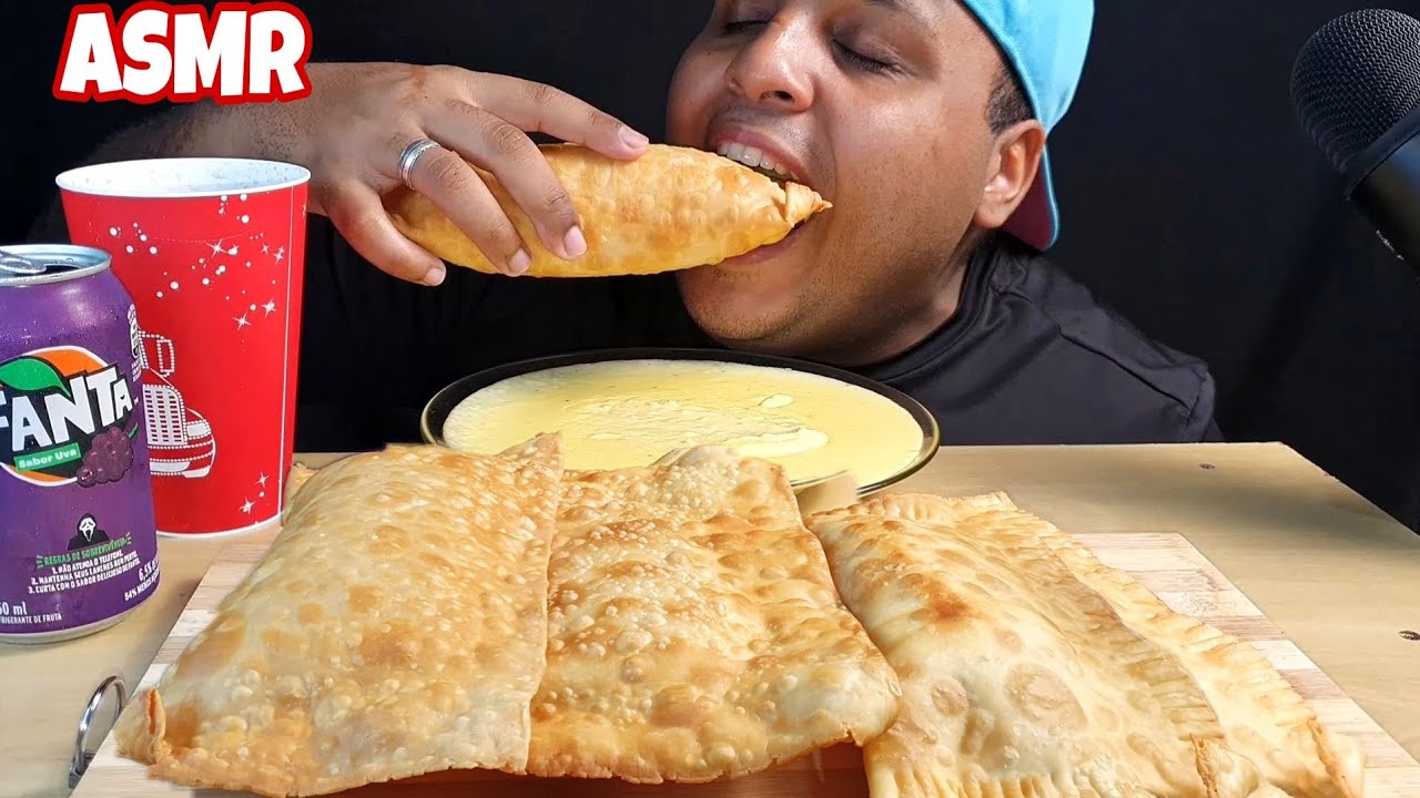 ASMR PASTEL DE PRESUNTO E CATUPIRY E MOLHO DE QUEIJO MARAVILHOSO (MUKBANG) SONS DE MASTIGAÇÃO