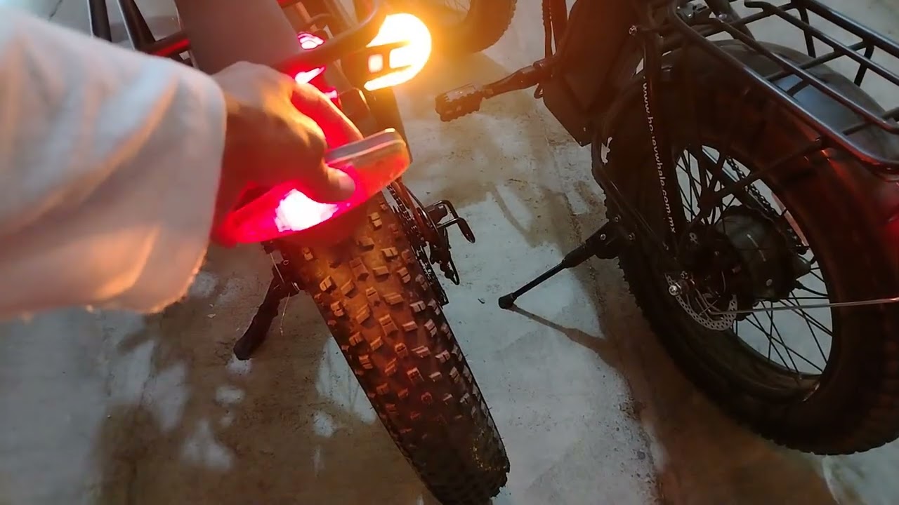 ¿Cuál bicicleta es mejor?  Amyet EB26 vs F6S Honey Whale