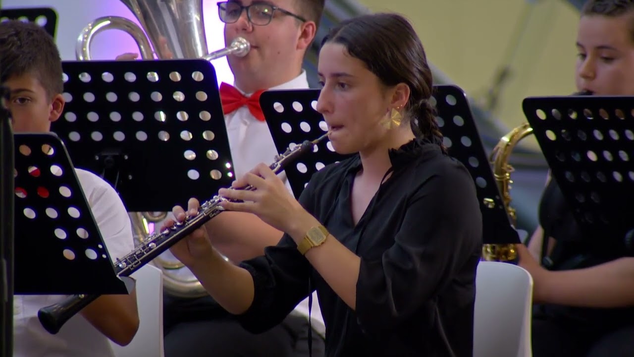 Viva la Vida - Coldplay, arr. Tim Waters - Banda xuvenil da Escola de música de Salvaterra