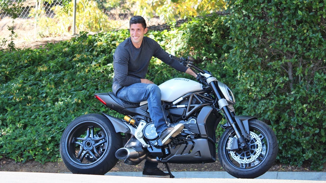 Xdiavel с полностью карбоновой хвостовой частью!