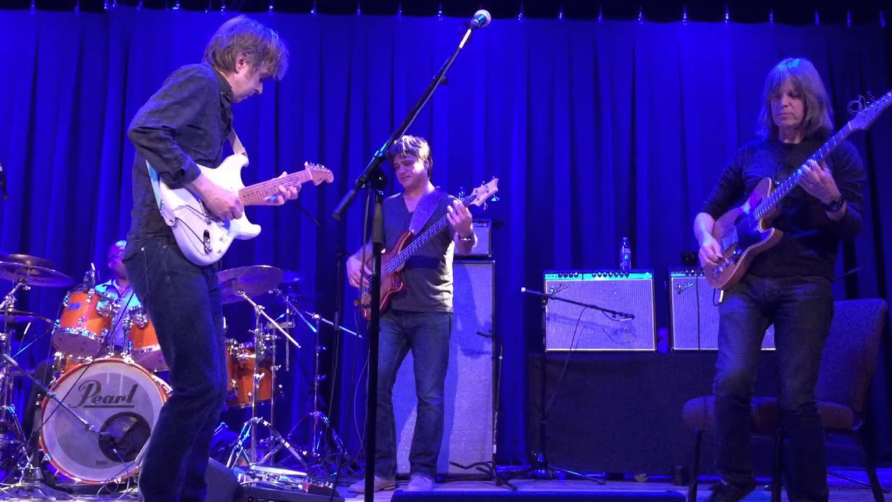 Eric Johnson & Mike Stern - Benny Man's Blues