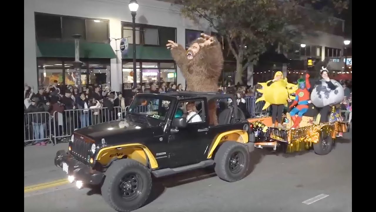 Salem's Haunted Happenings Parade 2025