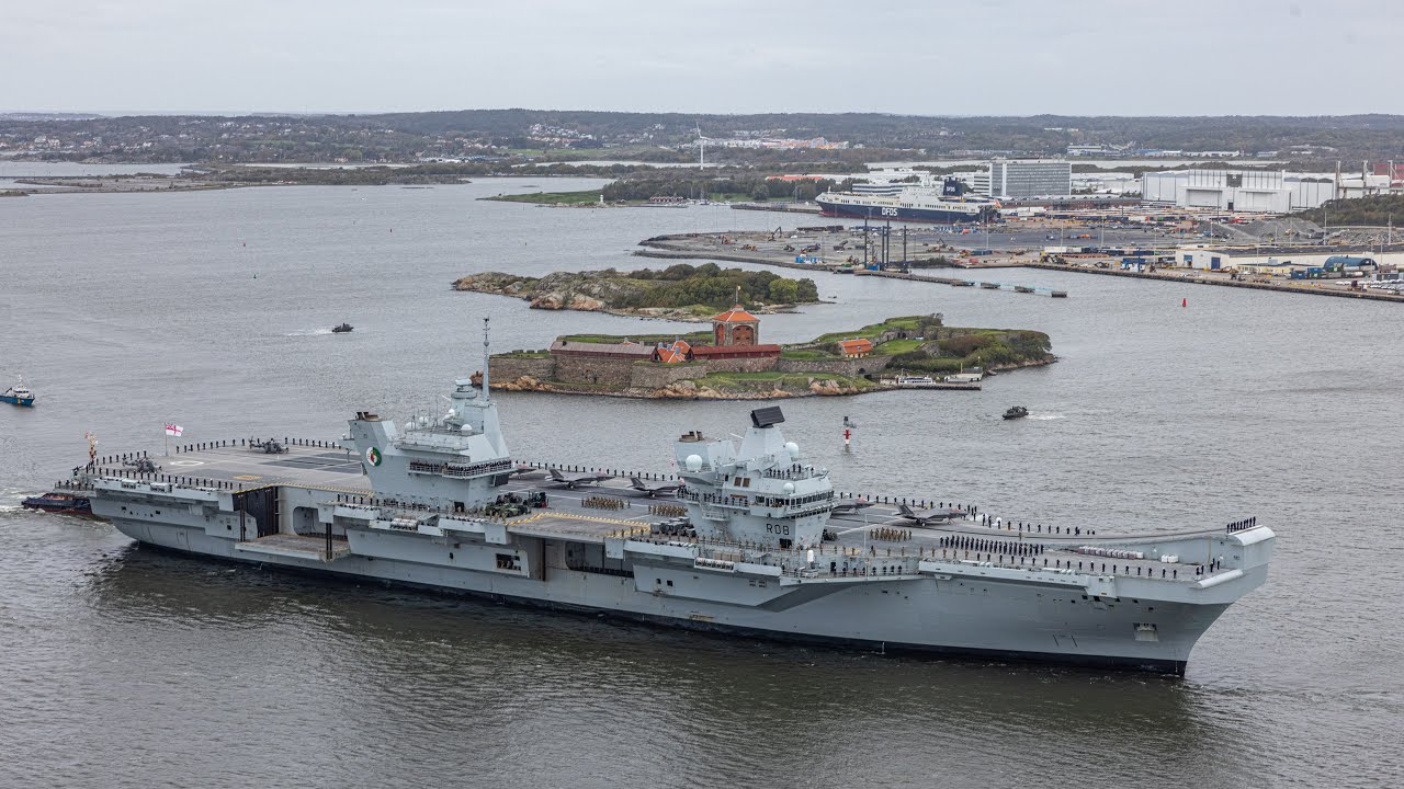 Brittiskt flaggskepp i Göteborgs hamn