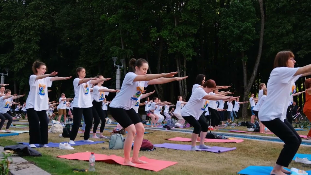 Celebrations of 9th International Day of Yoga at iconic Victory Park, Minsk.