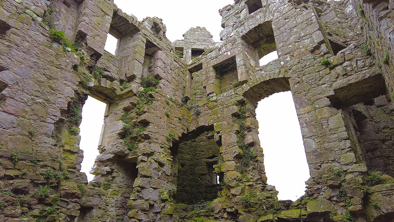 Monea Castle, FPV - 4K