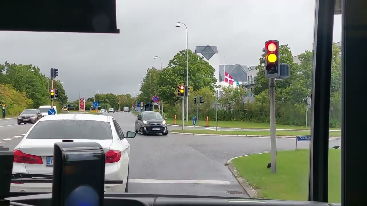 LINJE 400S HELE TUREN FRA HUNDIGE TIL LYNGBY  (BUS 6141 EN MERCEDES CITARO)