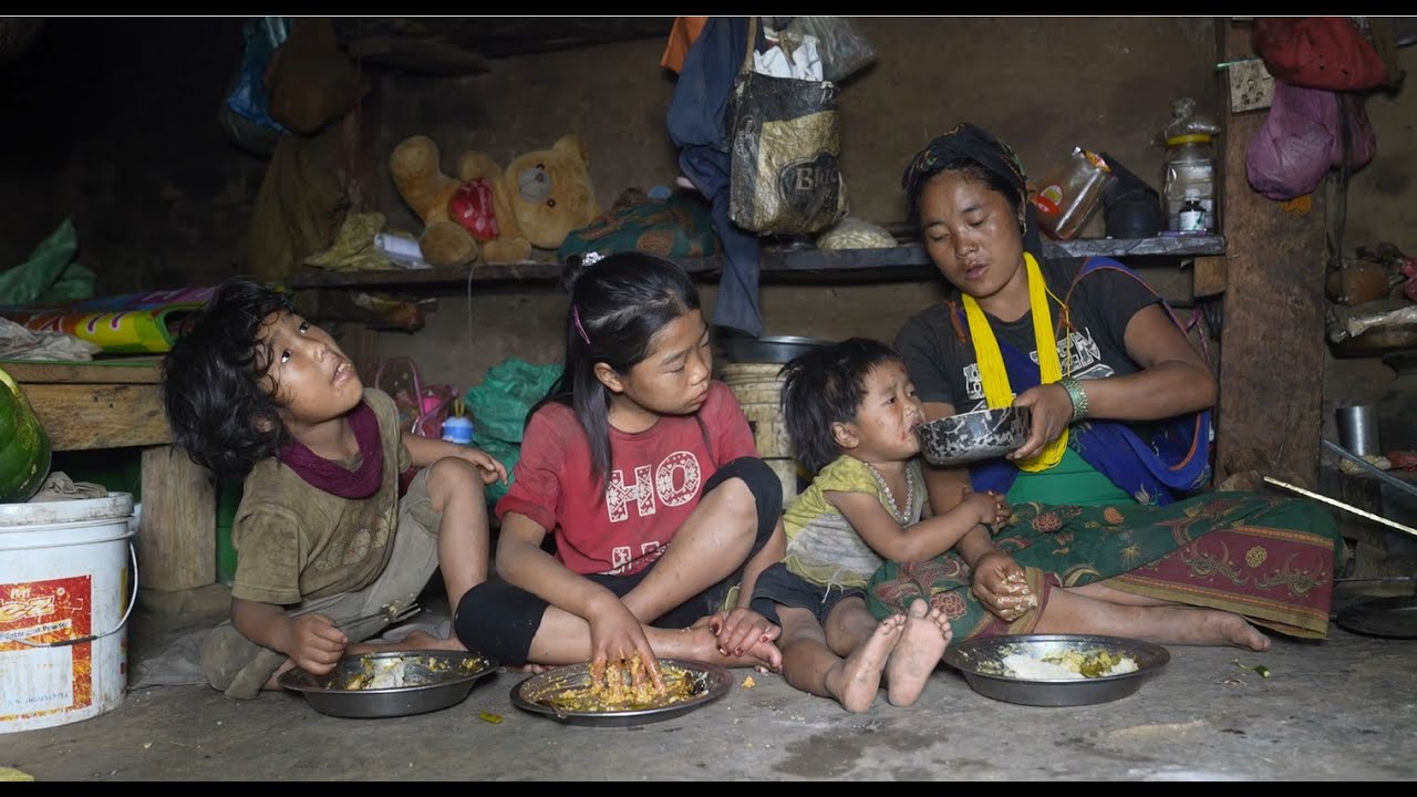 Myvillage official videos EP 1163 || Eating together delicious food in village