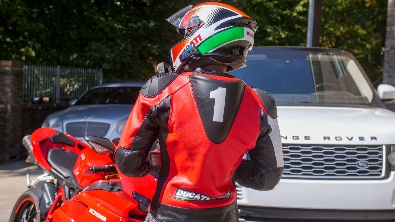 More Ducati 1098 Riding Gear plus first GoPro 11 Motovlog sound test