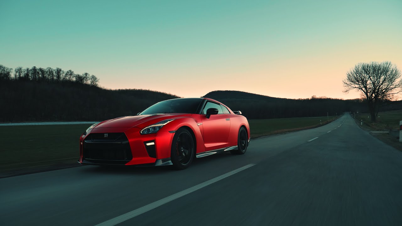 Petra's Nissan GT-R R35 | AutoZone (4K)