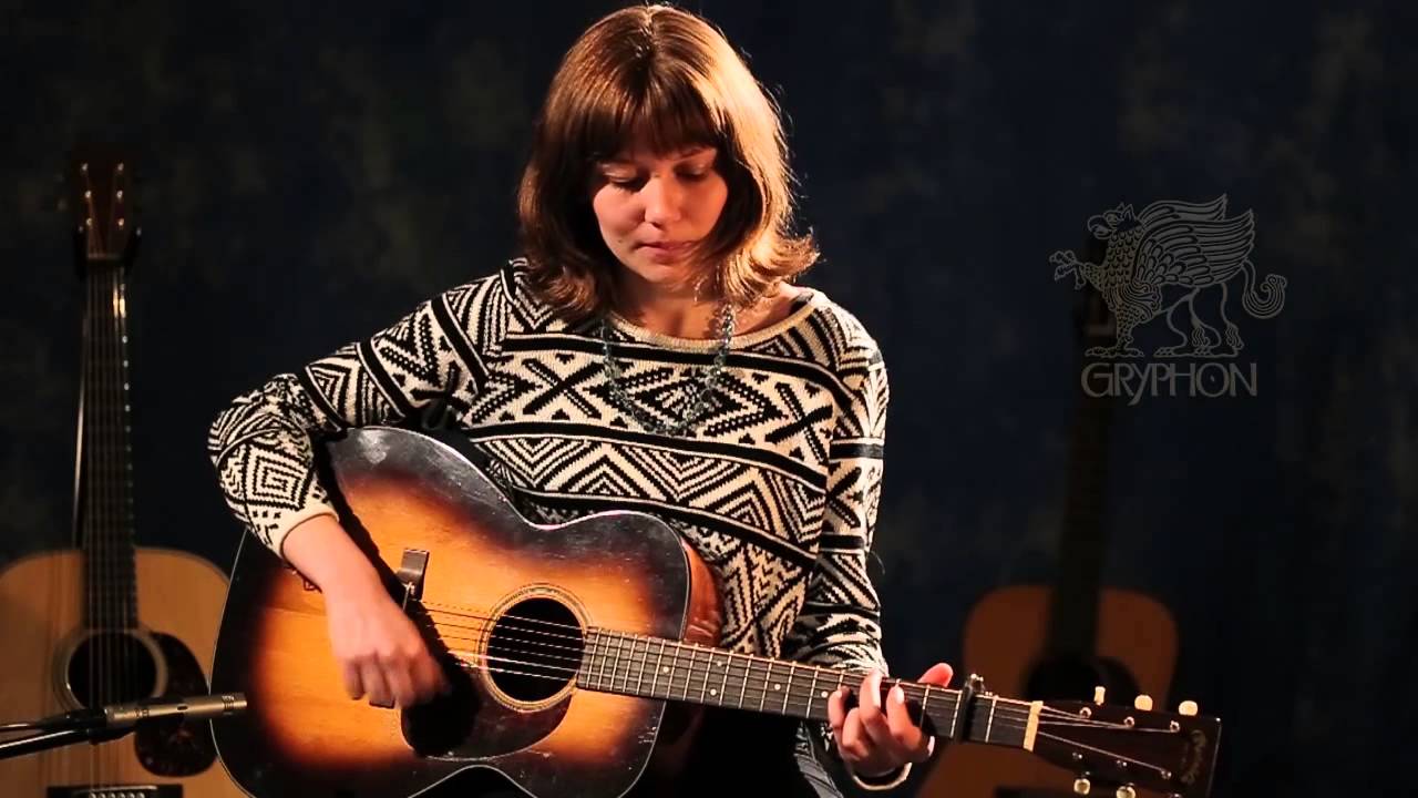 1945 Martin 000-18 demonstrated by Molly Tuttle | 