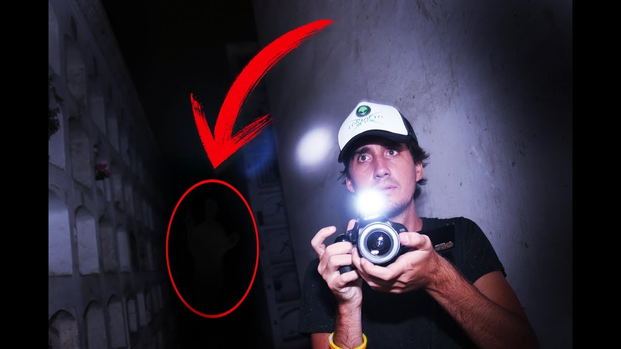 FANTASMA SE APARECE EN LA EXPLORACION URBANA AL CEMENTERIO - Kevo