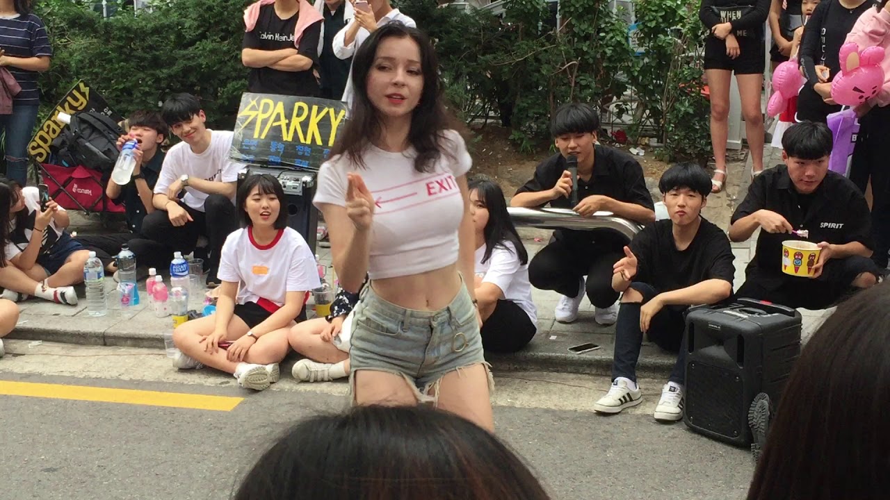 (KPOP IN PUBLIC KOREA)Sunmi(선미) - Gashina(가시나)홍대 버스킹 (Dance Cover by Nana)